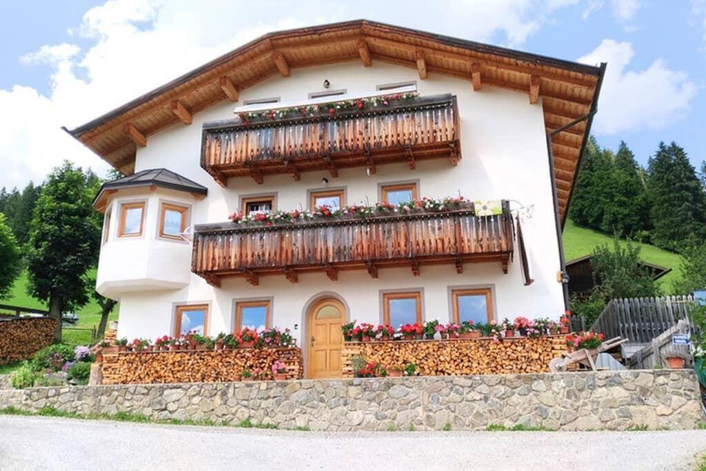 App Col Di Lana - Agriturismo La Majon Da Col Колле-Санта-Лучия Экстерьер фото